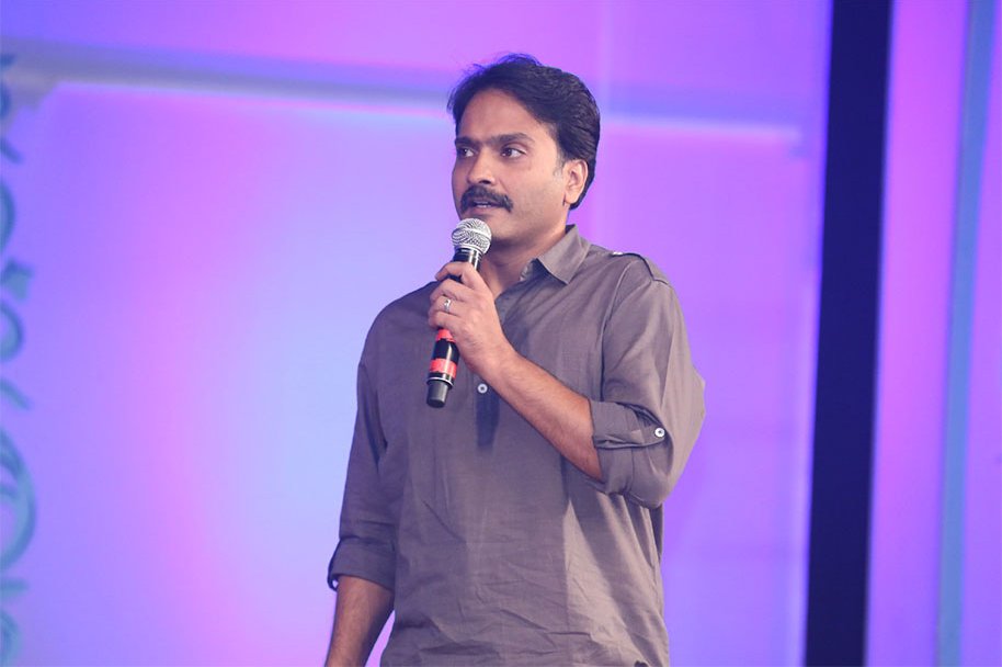 Manam-100-days-and-Oka-Laila-Kosam-Audio